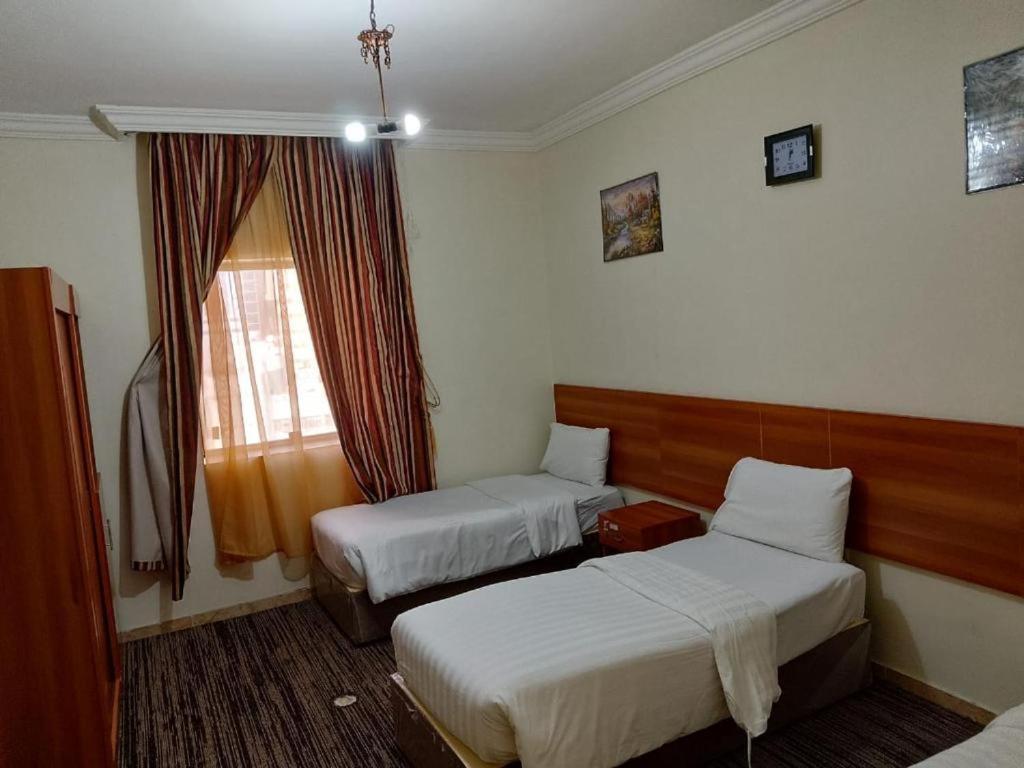 Luluat Al Sharq Al Awsat Hotel Mecca Exterior photo